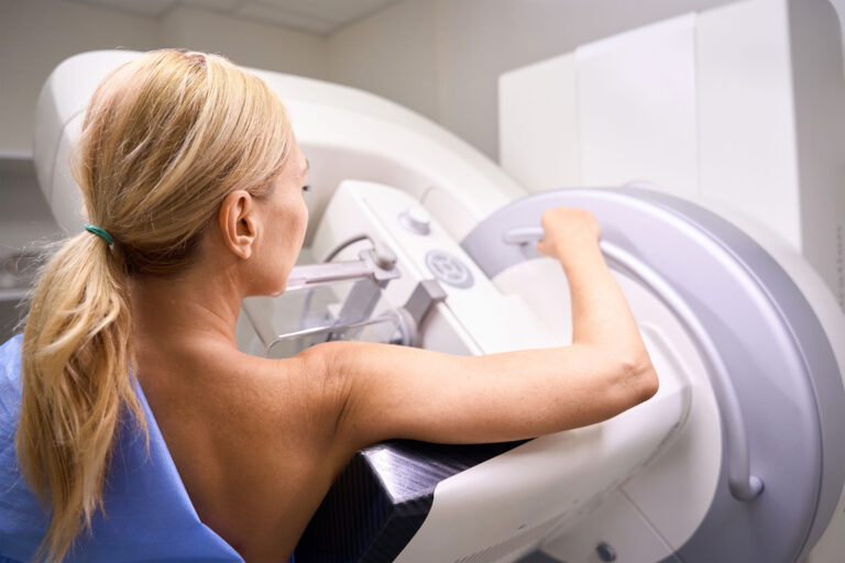 GettyImages 1799926178 mammogram 3840x2560web