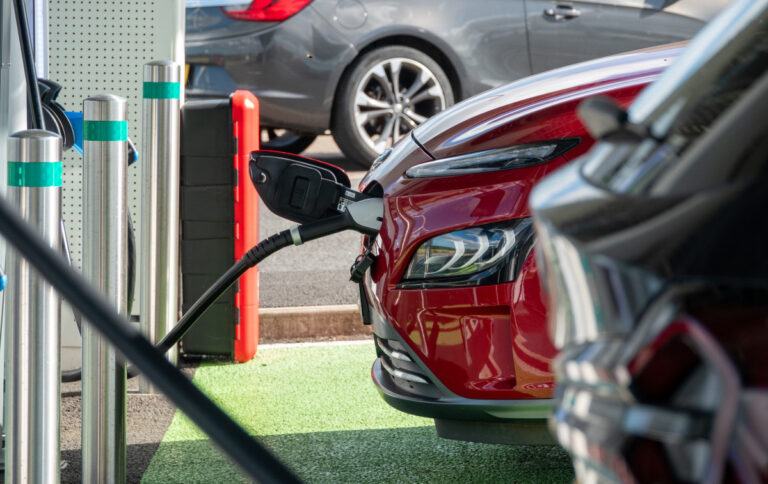 rise in use of electric vehicles in the uk