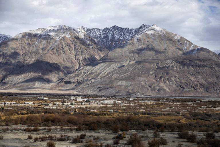 nubra valley flood plains