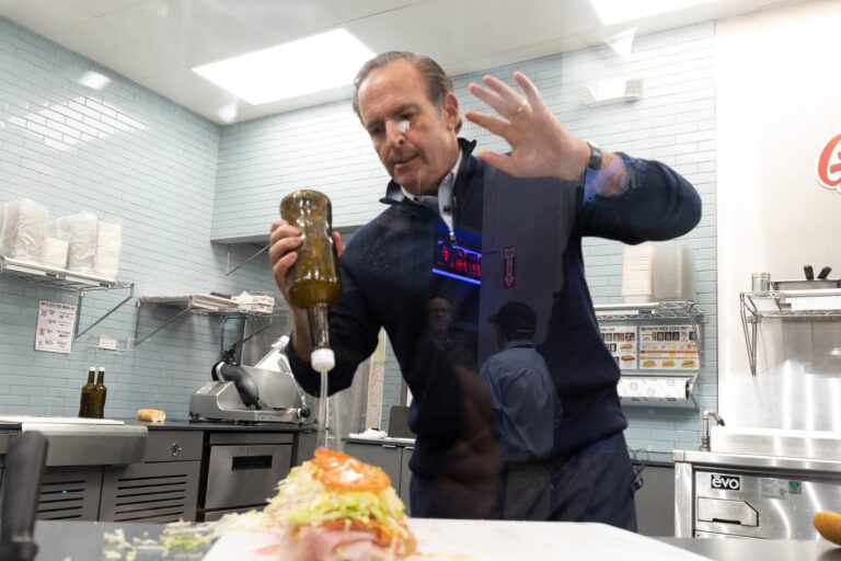 1745517380 JerseyMikesSubswithCEOPeterCancro 0425 g 2187941567