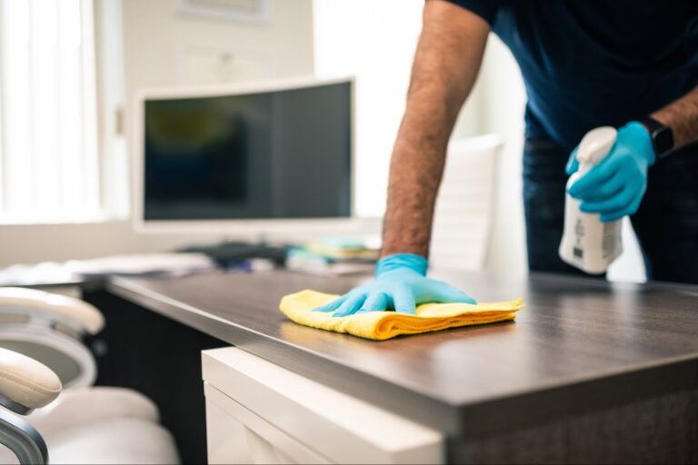 1745938264 top franchisees professional cleaning services 0425 g 1294313698