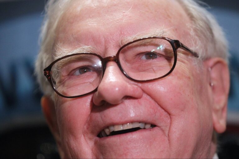 1746801200 Warren Buffett GettyImages 127679007